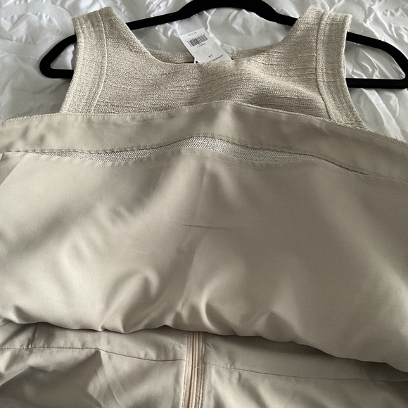 Banana Republic Sleeveless Peplum Top - Picture 4 of 5